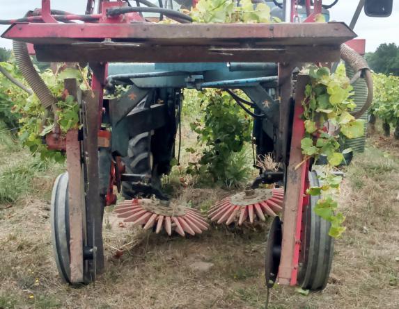 Loire-Atlantique Démonstrations d'outils de travail du sol à Château-Thébaud