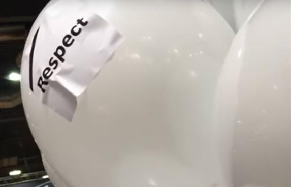 FNSEA-JA : 'Respect', le mot brandi sur des ballons blancs