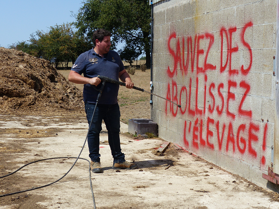 Loire-Atlantique - Trois exploitations vandalisées à Casson